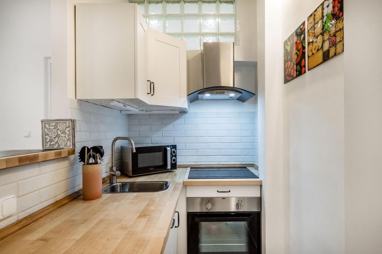 Viktoria Design Studio Apartment Budapeste Exterior foto