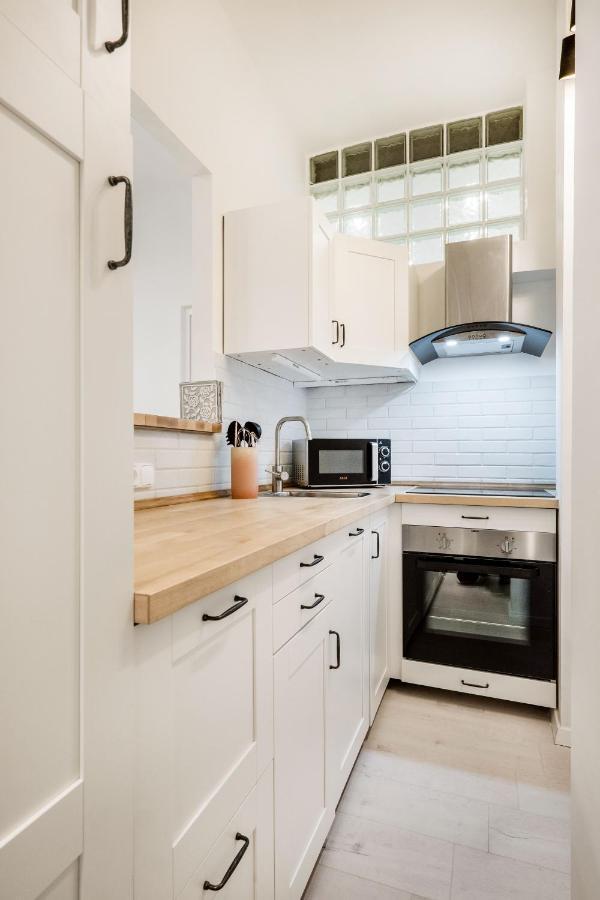 Viktoria Design Studio Apartment Budapeste Exterior foto