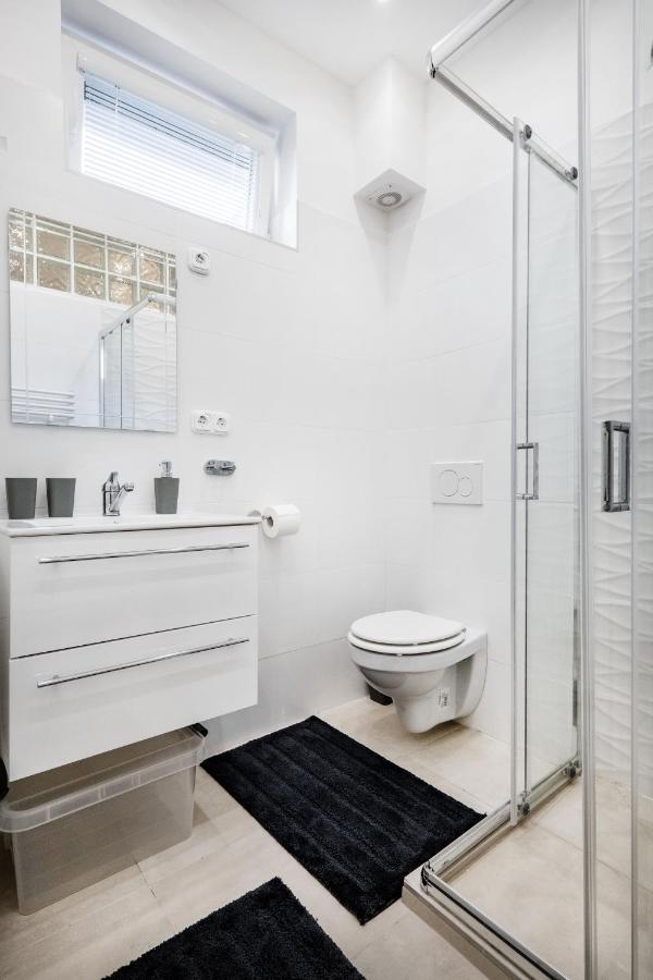 Viktoria Design Studio Apartment Budapeste Exterior foto