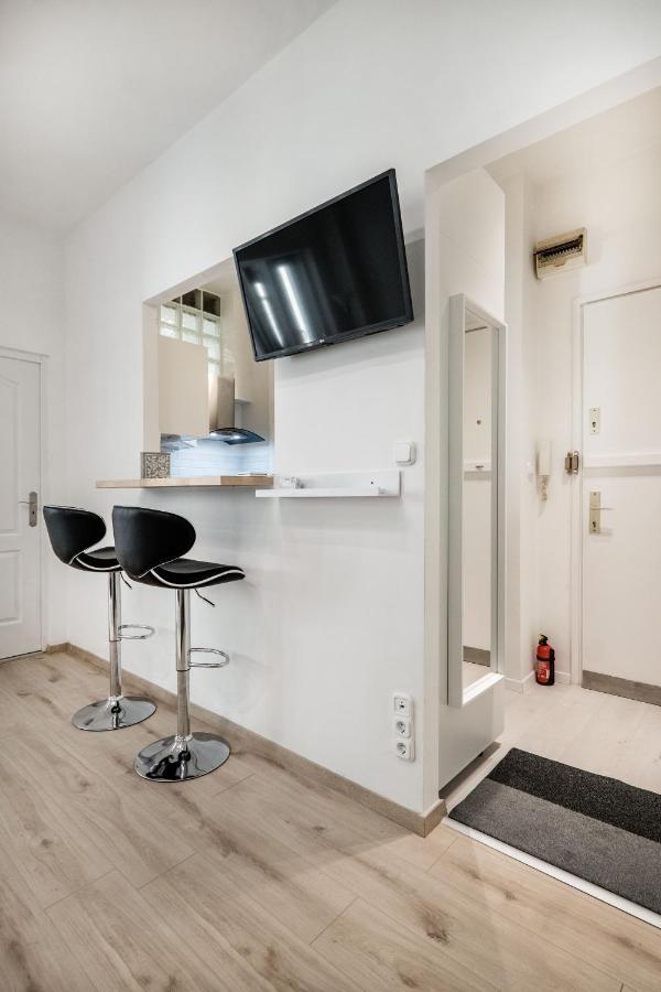 Viktoria Design Studio Apartment Budapeste Exterior foto